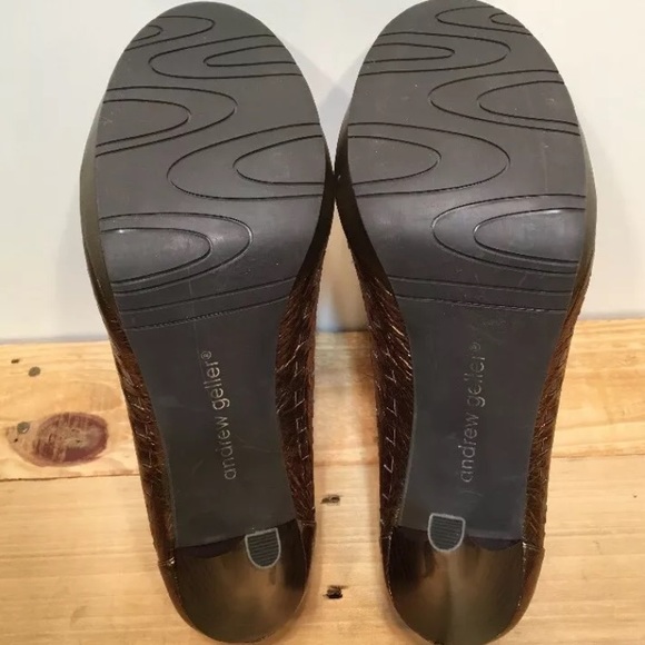 Andrew Geller Metallic Gold Leather RoundToe Heels - Picture 7 of 8